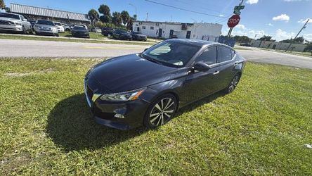 2020 Nissan Altima