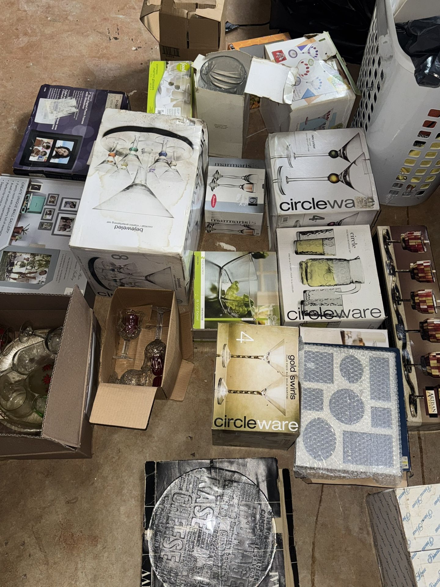 Home Decor Yard Sale