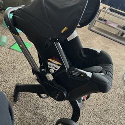 Doona Car Seat/Stroller 