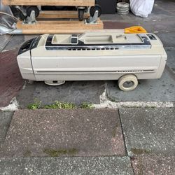 Canister VacuumCleaner