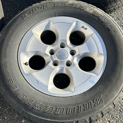 SET OF 4    RIMS AND TIRES FOR JEEP JL