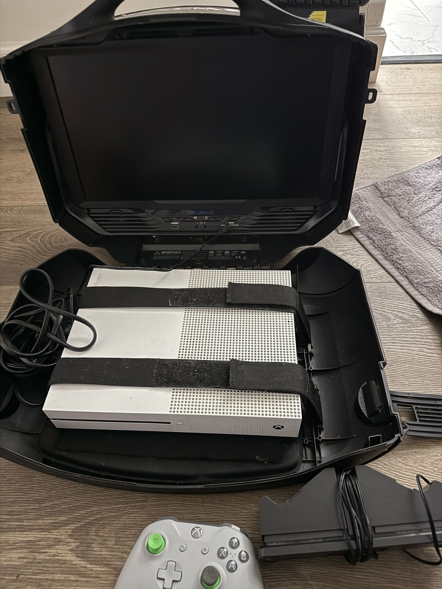 Xbox One S