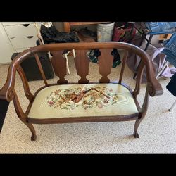 Settee 