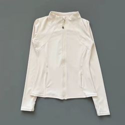 Women’s Premium Zip-Up Athletic Jacket – Sculpted Fit (Cream White)