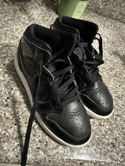 Boys Nike Jorden Sneakers 