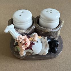 Chef Salt and Pepper Shaker Set