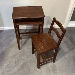  Mini Desk And chair