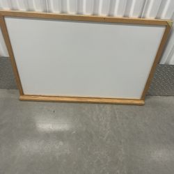 Vintage ghent m1w- 23-0 dry erase white board. Used in very good condition for an 15 year old board. Location below  31705 SR-54  Wesley Chapel, FL  3