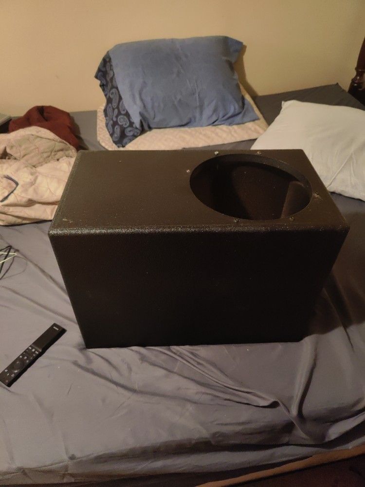 10" ported Subwoofer Box 