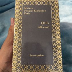 Maison Francis Kurkdjian Paris OUD silk mood