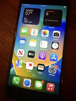 64GB iPhone 8 Plus (microphone and charging port Damaged)