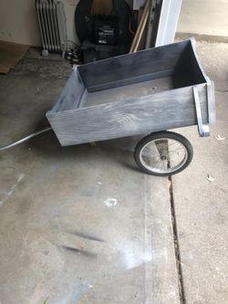 Outdoor Yard Decor/Garden Cart