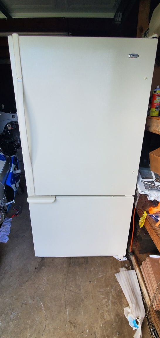 Refrigerator good working conditions ice maker don't work everything else works perfectly