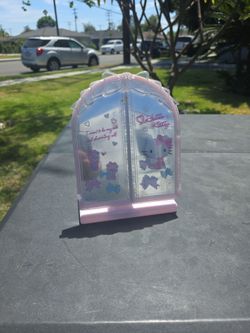 Hello Kitty mirror