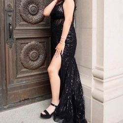Black prom dress