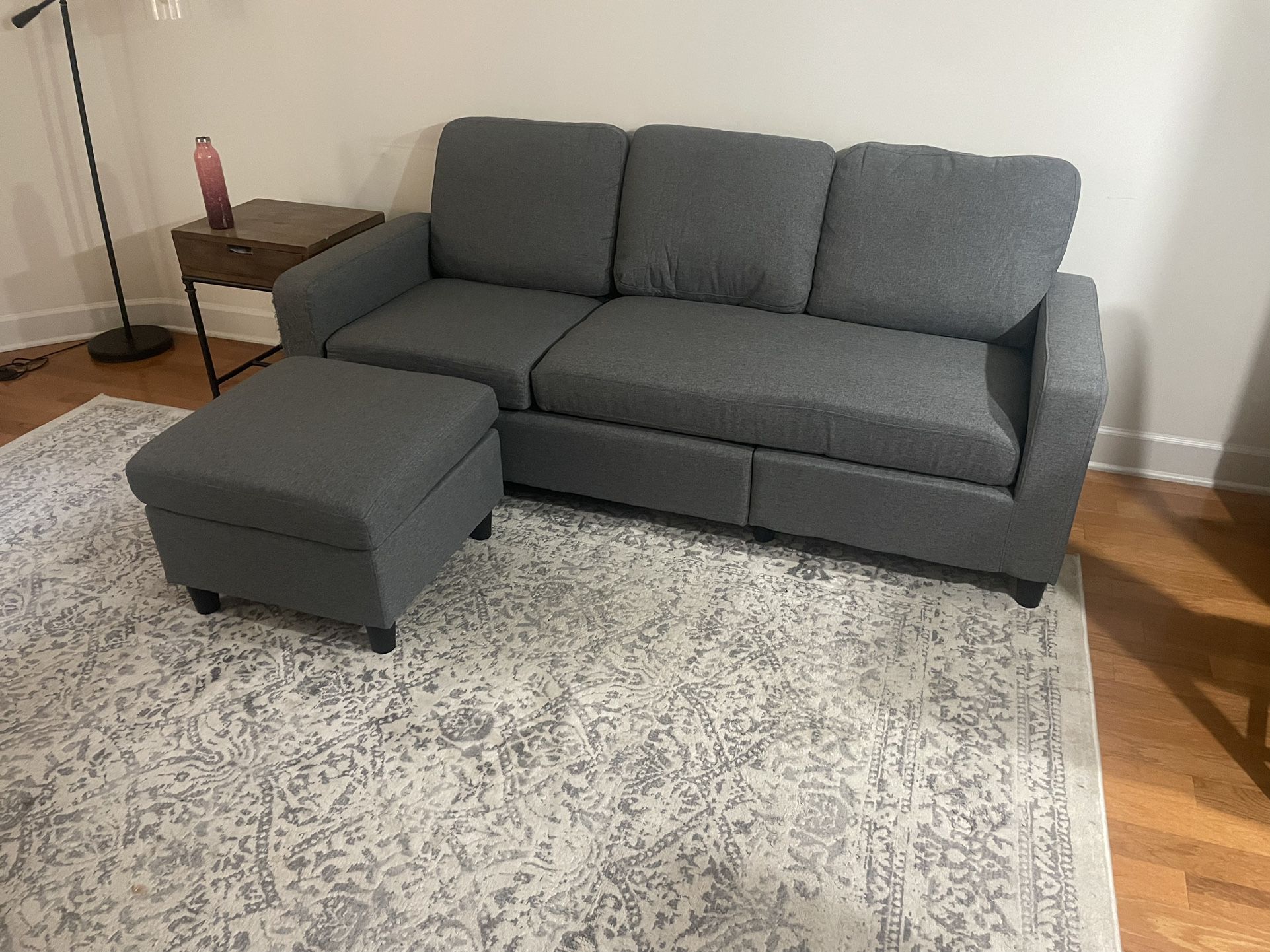 Couch / Convertible Sectional 