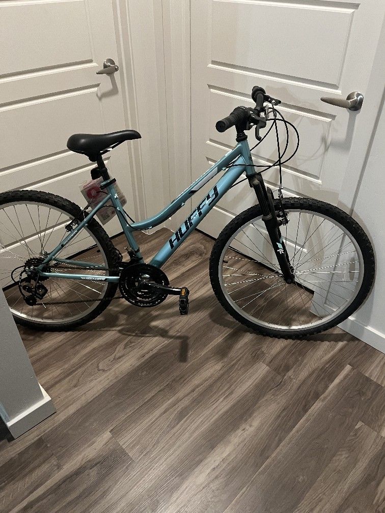 Teal Bike,New With Tags On.50$