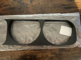 08-14 Dodge Challenger Headlight Bezel