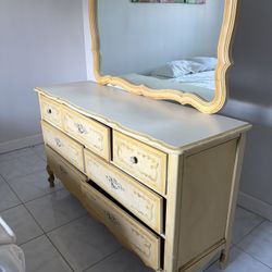 Dresser And Night Stands