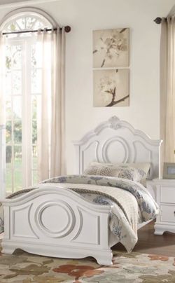 Designed real wood white bed. Tween size