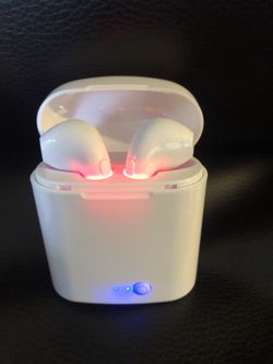 Brand new Bluetooth Wireless Earphones Headset headphones with charging case