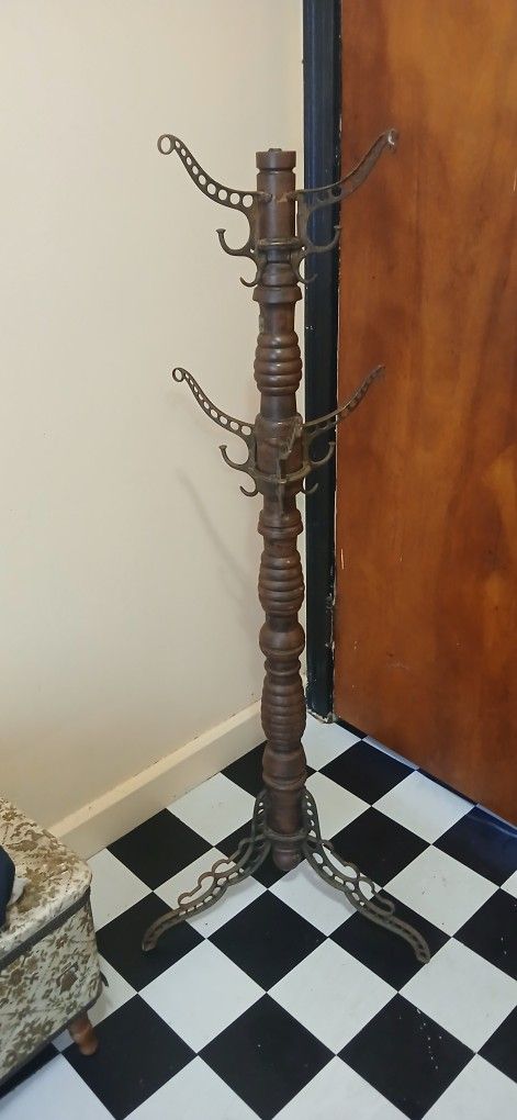 Antique Udell's Toilet Tree
