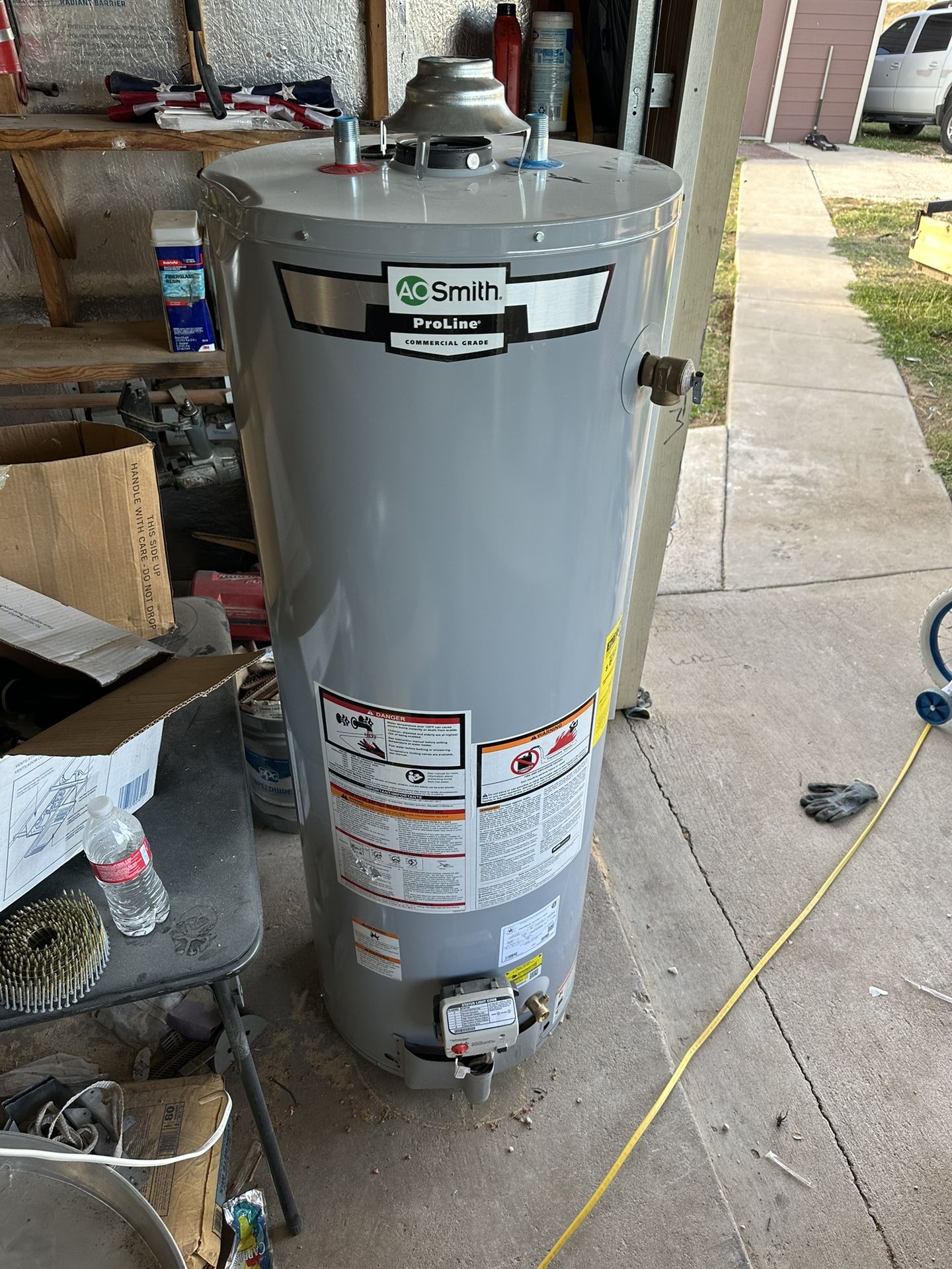 AO Smith Proline Propane 38 g Water Heater