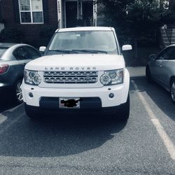 2013 Land Rover LR4