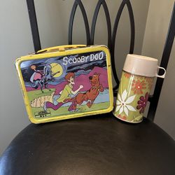 Scooby Doo 1973 Vintage Metal Lunchbox With Metal Thermos