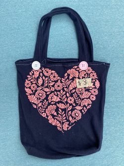 Art Sale : Tote Bags