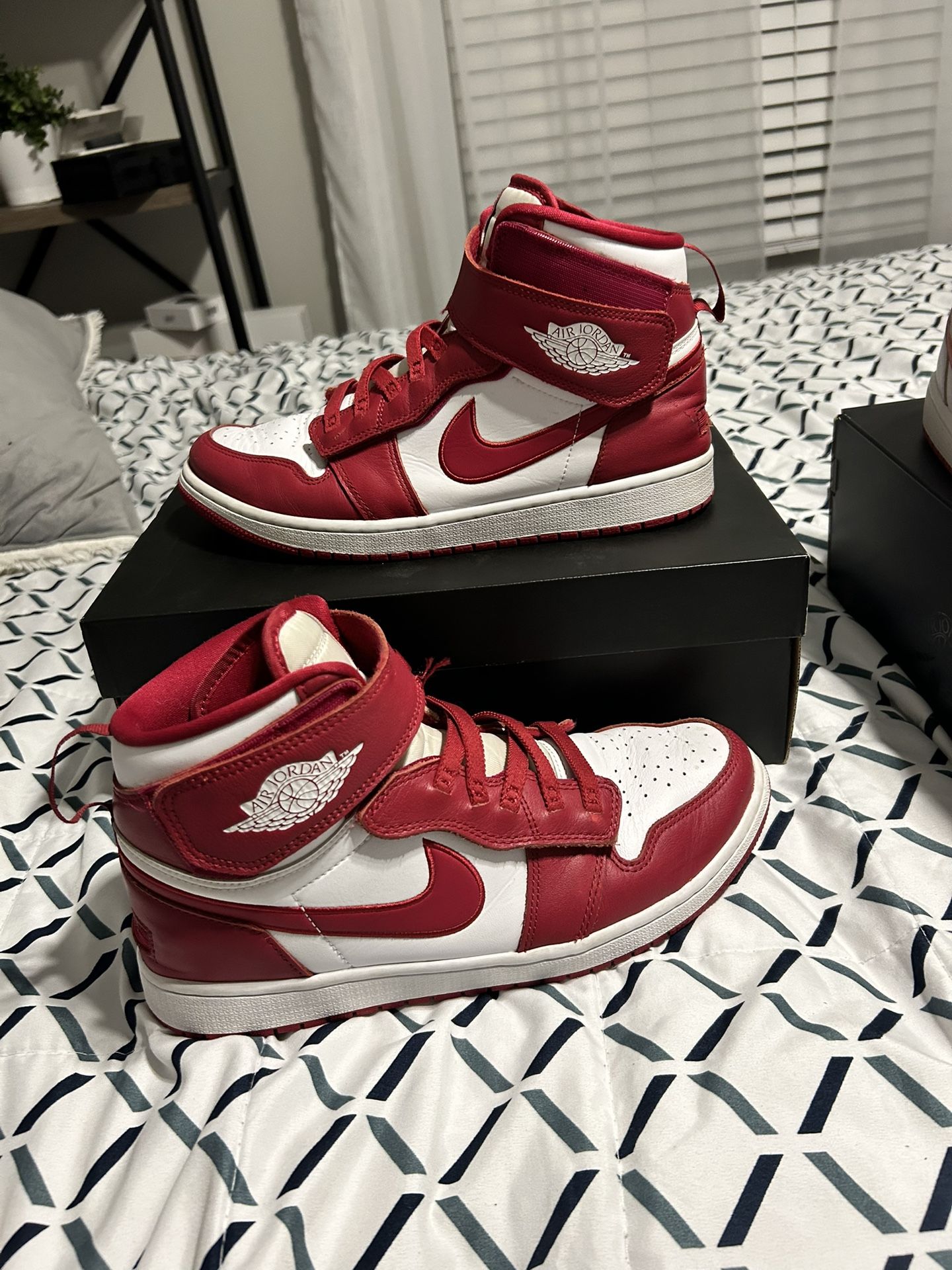 Air Jordan 1 Hi Flyease