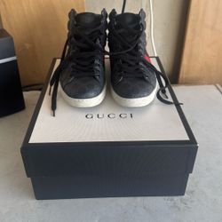 GUCCI  Shoes