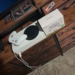 Xbox Series S (Taking Offers)