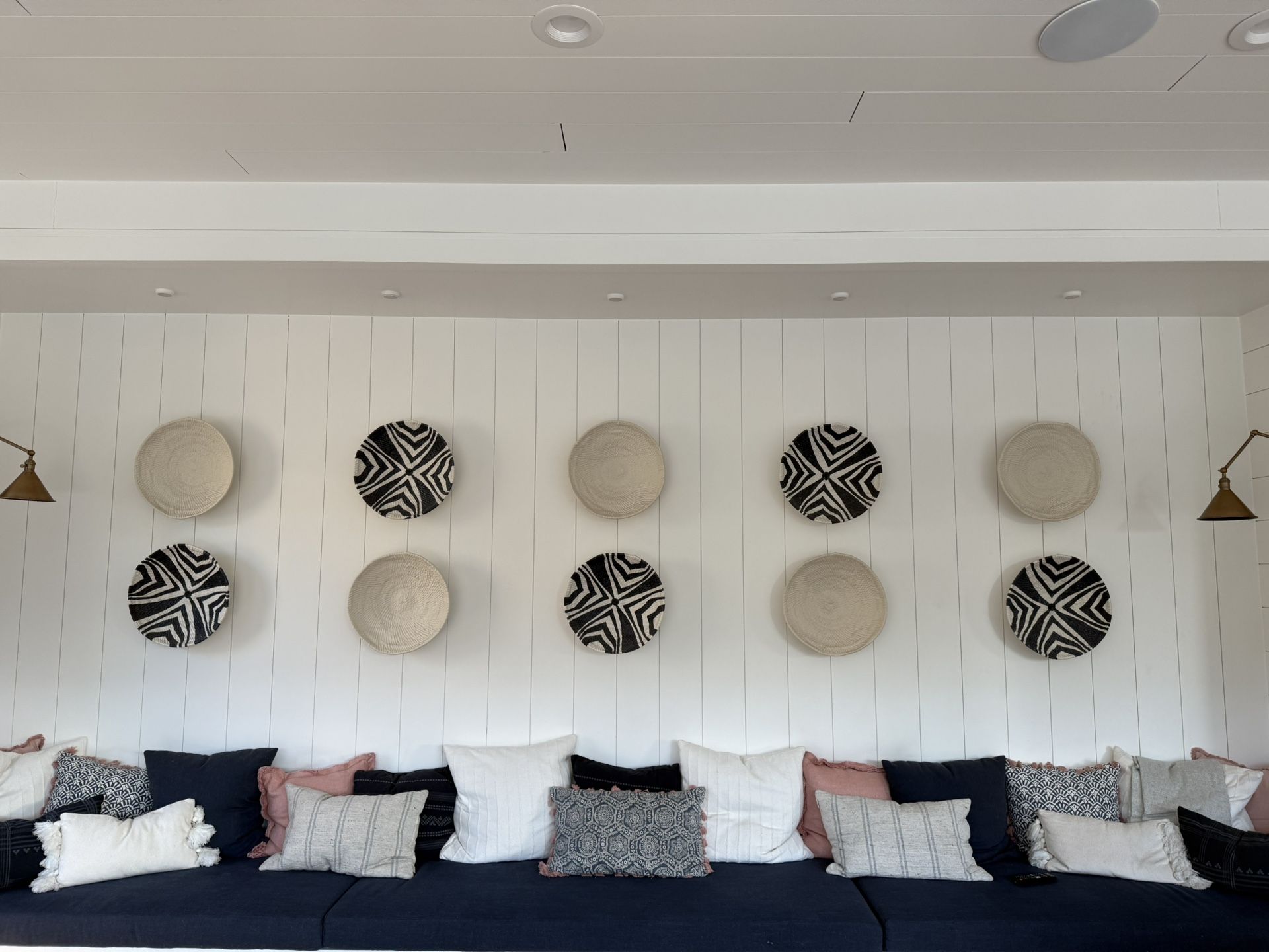Decorative Hanging Ceramic Pots