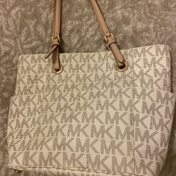 Michael Kors Large Shoulder Tote Bag 