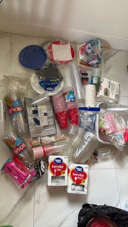 Lots of Party plates, napkins, glass knife fork spoon