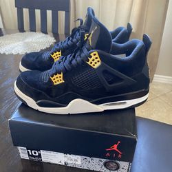 Jordan 4 Royalty 