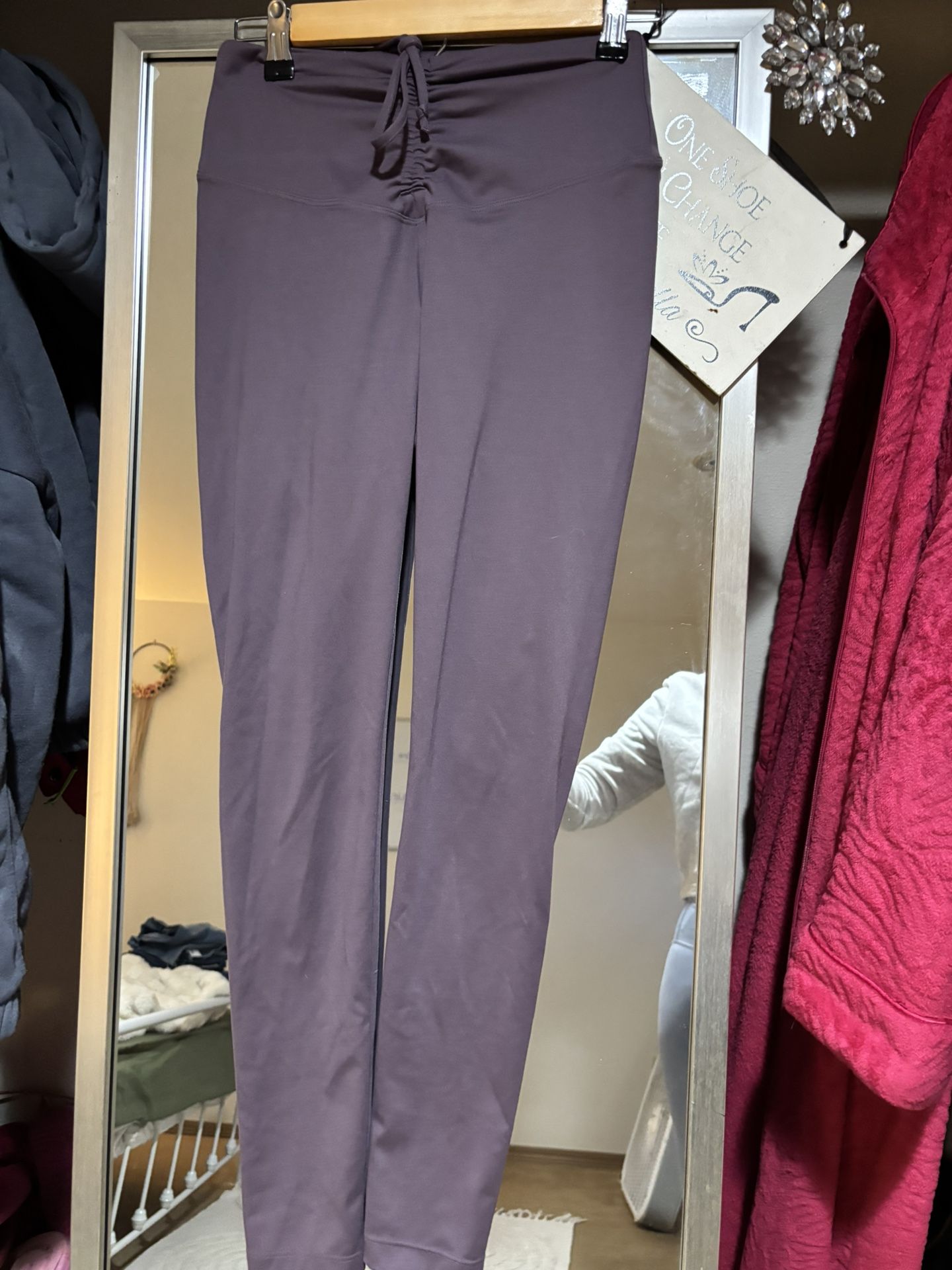 Women’s leggings (brand Pink)