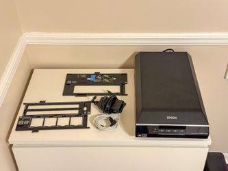 Epson Perfection V600 Photo Scanner – Excellent Condition