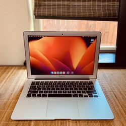 MacBook Air 13” Intel Core i5, 256GB SSD, 8GB Ram, Backlit Keyboard, Webcam, Latest Mac OS Sonoma 14.5, MS Office 2021