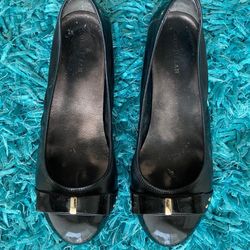 Cole Haan Black Patent Leather Ballet Flat Women’s Size 6.5.  Perfect condition!
