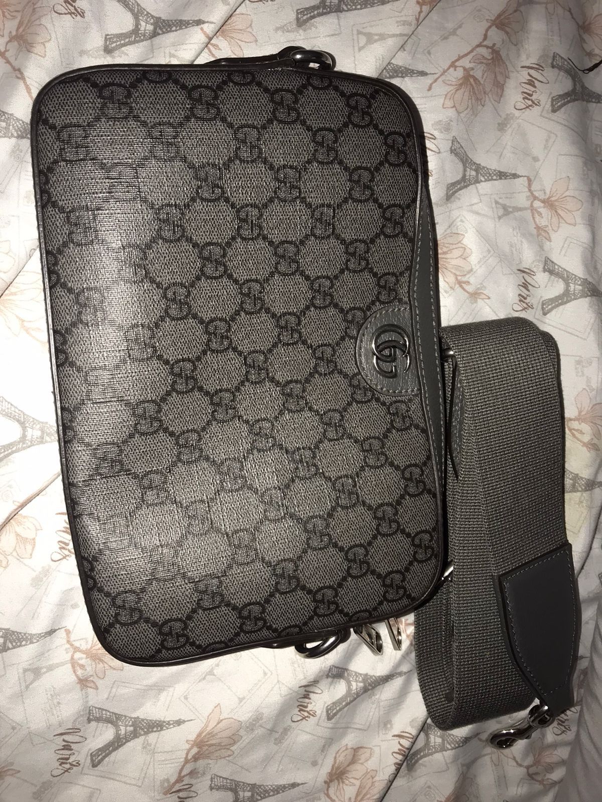 Gucci Ophidia GG Supreme Bag