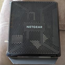 Netgear Router Modem C7000v2