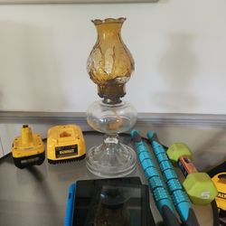 Queen Anne No2 oil parlor lamp.