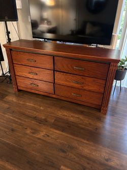 Free dresser