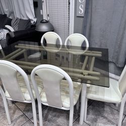 FREE! 6 Person Dining Set