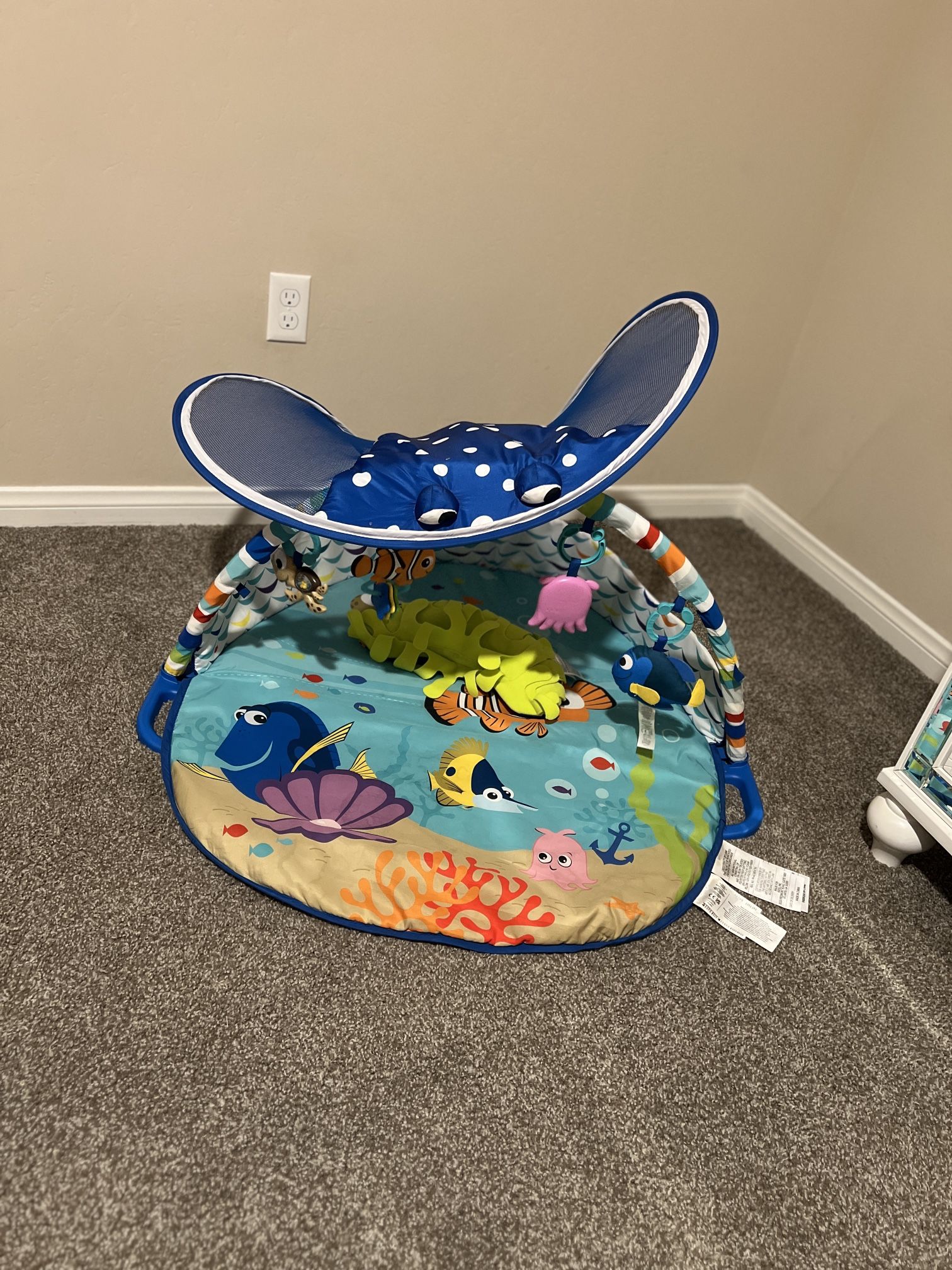 Disney Baby Finding Nemo Ocean Lights And Music Activity Play Gym