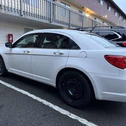 2013 Chrysler 200