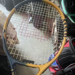 Tennis racquet Wilson US open  27 