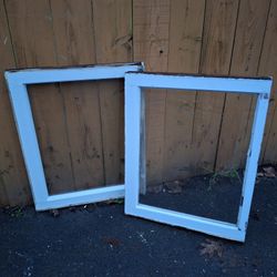 2 Windows 19x24 Wood